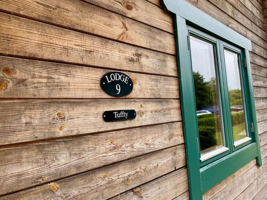 Tufty Lodge, Lake Pochard Lodge 9 South Cerney Exterior foto